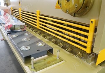 ball worktable.jpg
